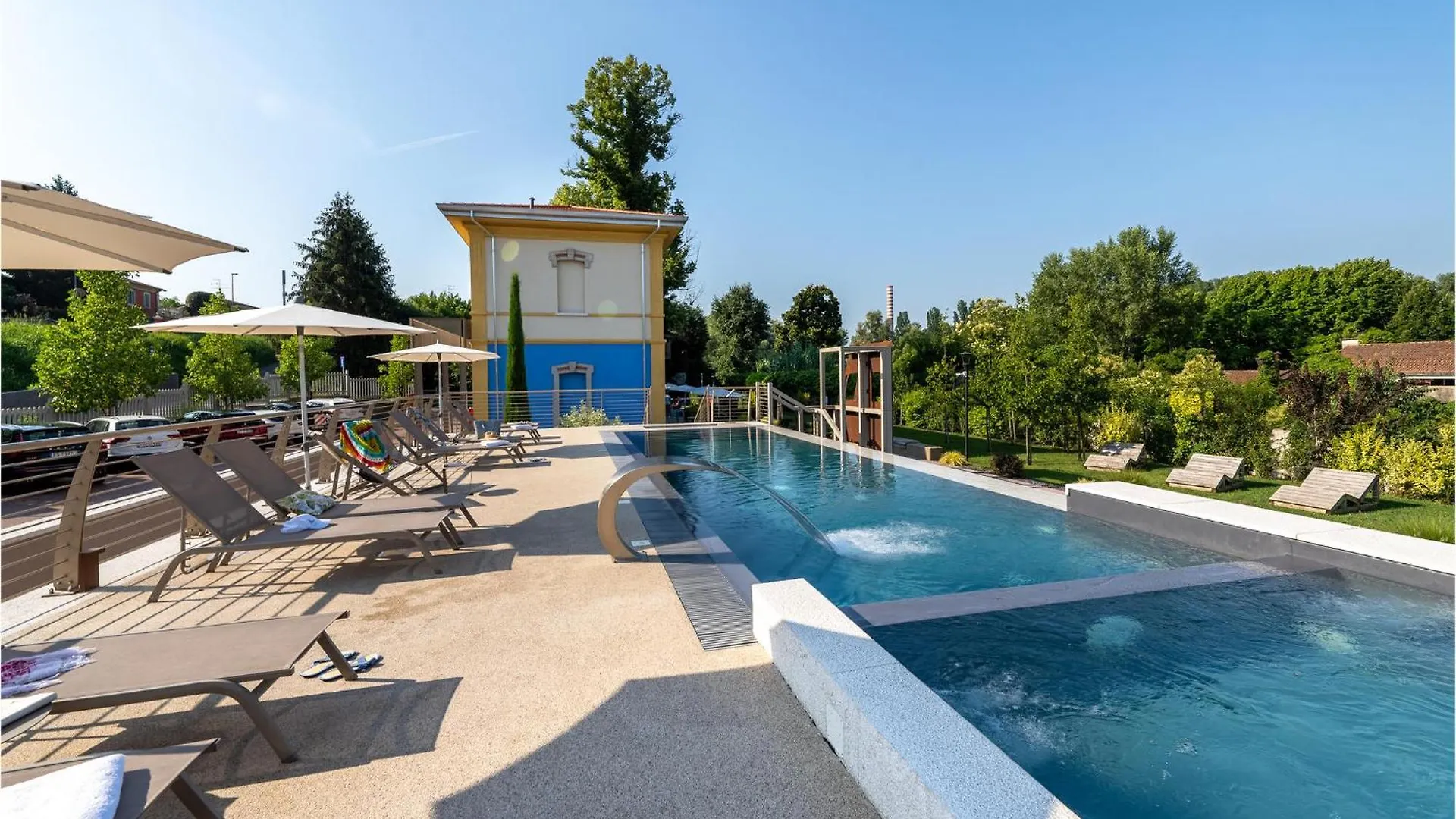 Amazing Apartment In Valeggio Sul Mincio